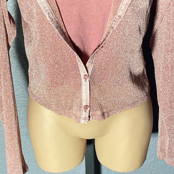 HOLLISTER - top & tank: taupe metallic sheer button down l/s w detach. tank - L - Picture 4 of 16